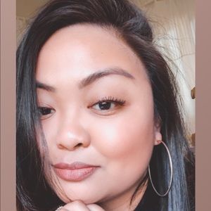 Meet your Posher, Stefanie